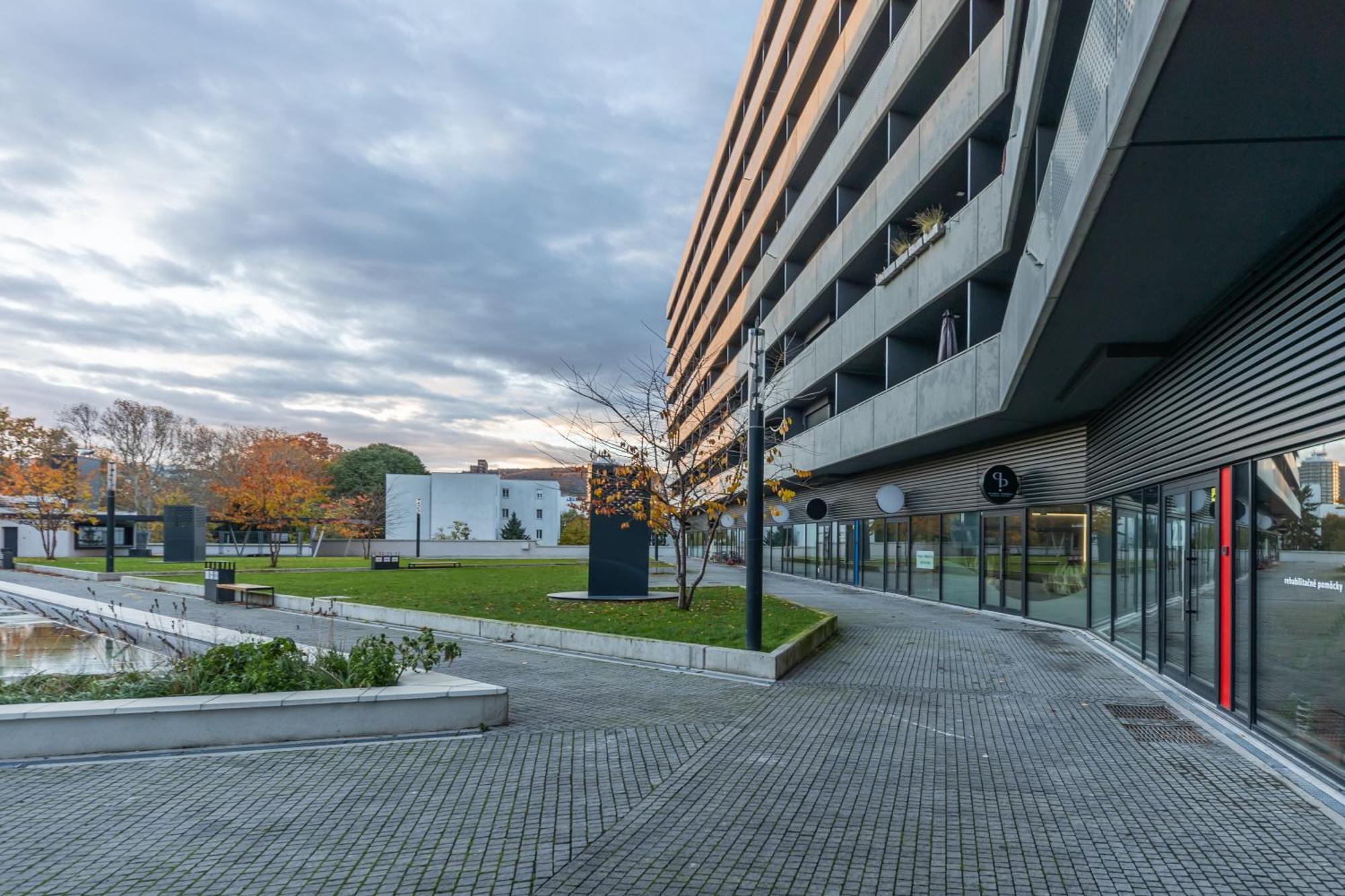 NFS - Národný futbalový štadión - Apartman Bratislava Exterior foto