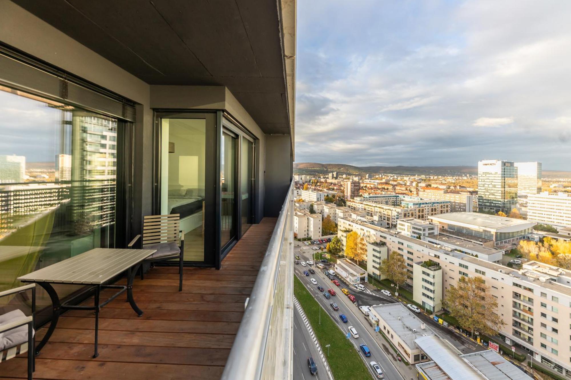 NFS - Národný futbalový štadión - Apartman Bratislava Exterior foto